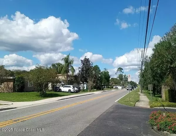 Sanford, FL 32771,118 Upsala RD