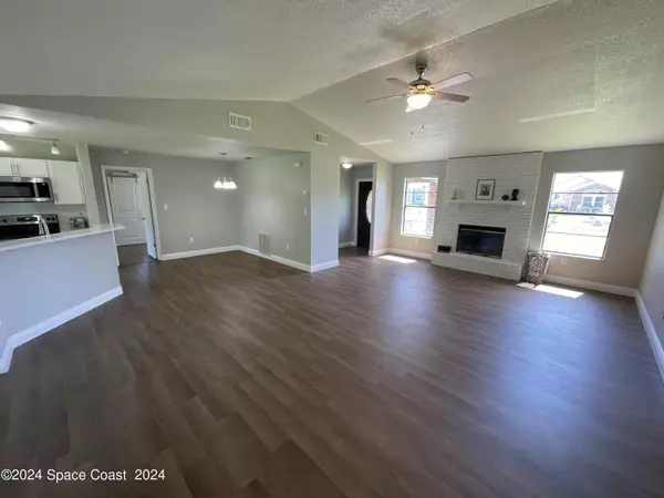 Palm Bay, FL 32907,1270 Gustrow AVE NW