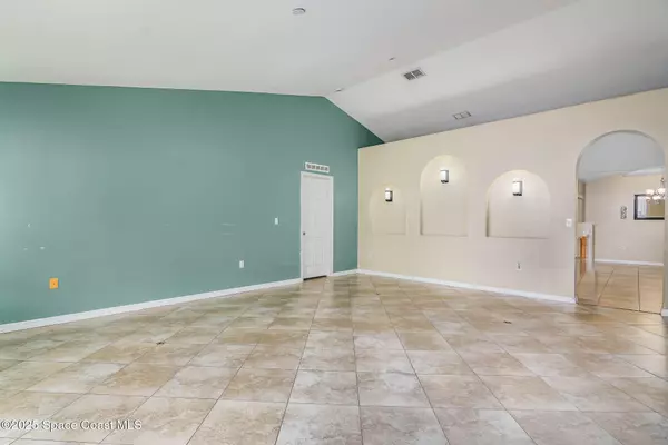 Palm Bay, FL 32908,565 Lamon ST SW