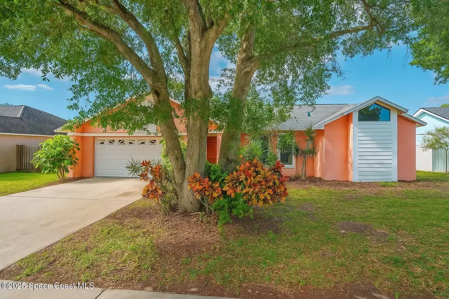 385 Island Oaks PL, Merritt Island, FL 32953