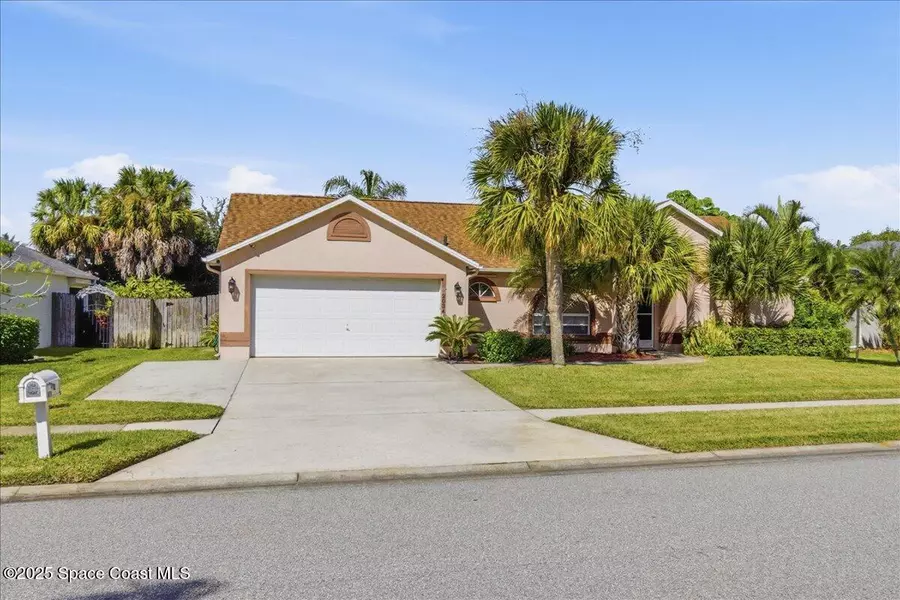 2034 Blue Heron DR, Melbourne, FL 32940