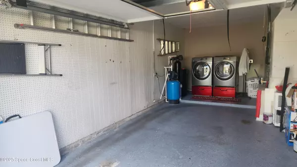 Palm Bay, FL 32909,290 SE District ST SE #12