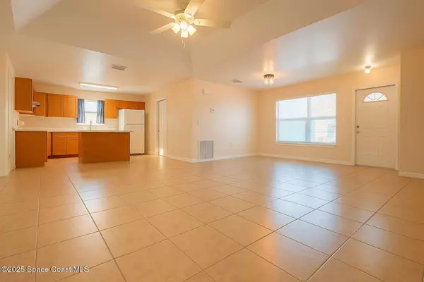 Rockledge, FL 32955,819 Angela AVE #B