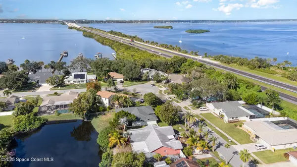 Merritt Island, FL 32953,755 Oak Park CIR