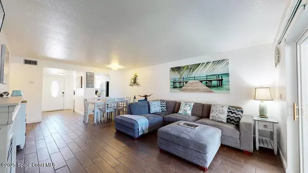 Cocoa Beach, FL 32931,212 Cleveland AVE