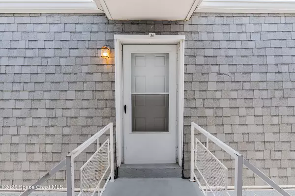 Cocoa Beach, FL 32931,390 W Cocoa Beach CSWY #24-4