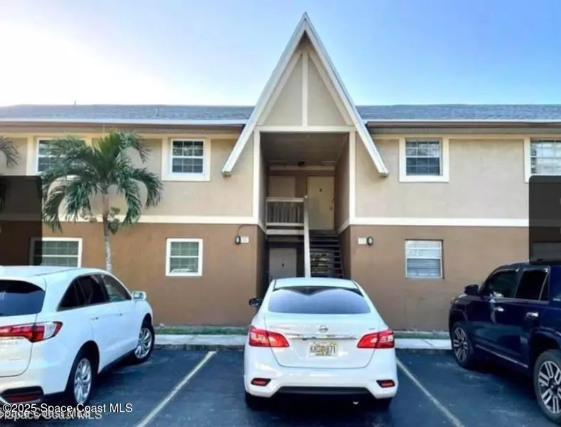 294 Berkshire LN #294, Melbourne, FL 32935