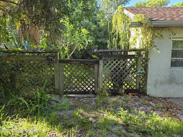 Melbourne, FL 32935,1035 Sea Grape DR