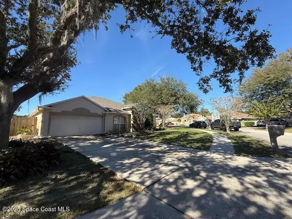 Titusville, FL 32780,917 Cypress Oaks ST