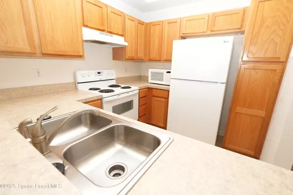 Melbourne, FL 32901,110 Turpial WAY #103