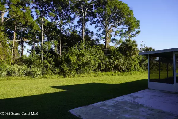 Palm Bay, FL 32907,1421 Grand CT NW