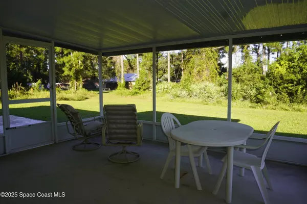 Palm Bay, FL 32907,1421 Grand CT NW