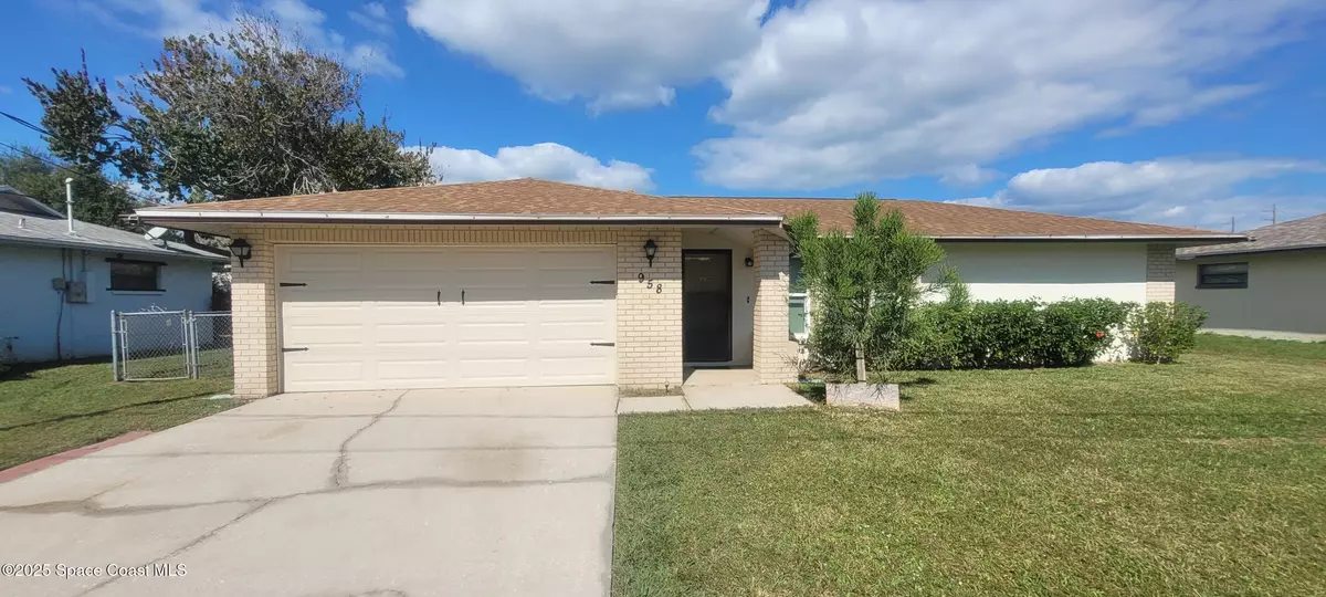 Rockledge, FL 32955,958 Pineland DR