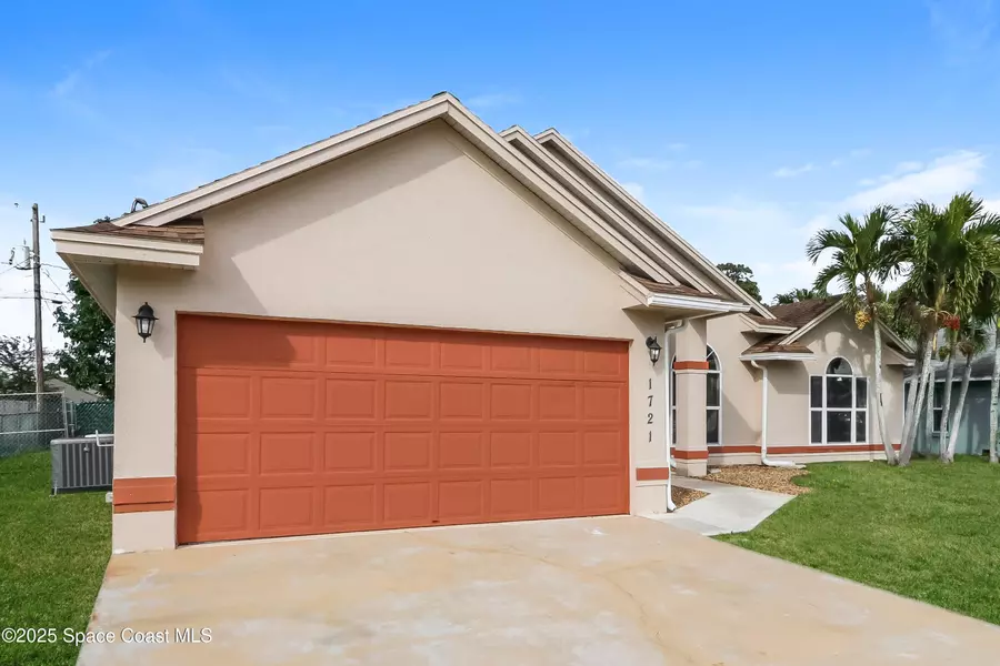 1721 SW Whipple AVE, Port St. Lucie, FL 34953