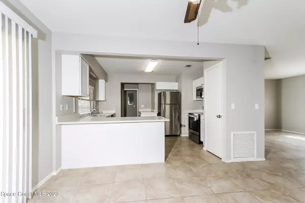 Vero Beach, FL 32962,1376 23rd PL SW