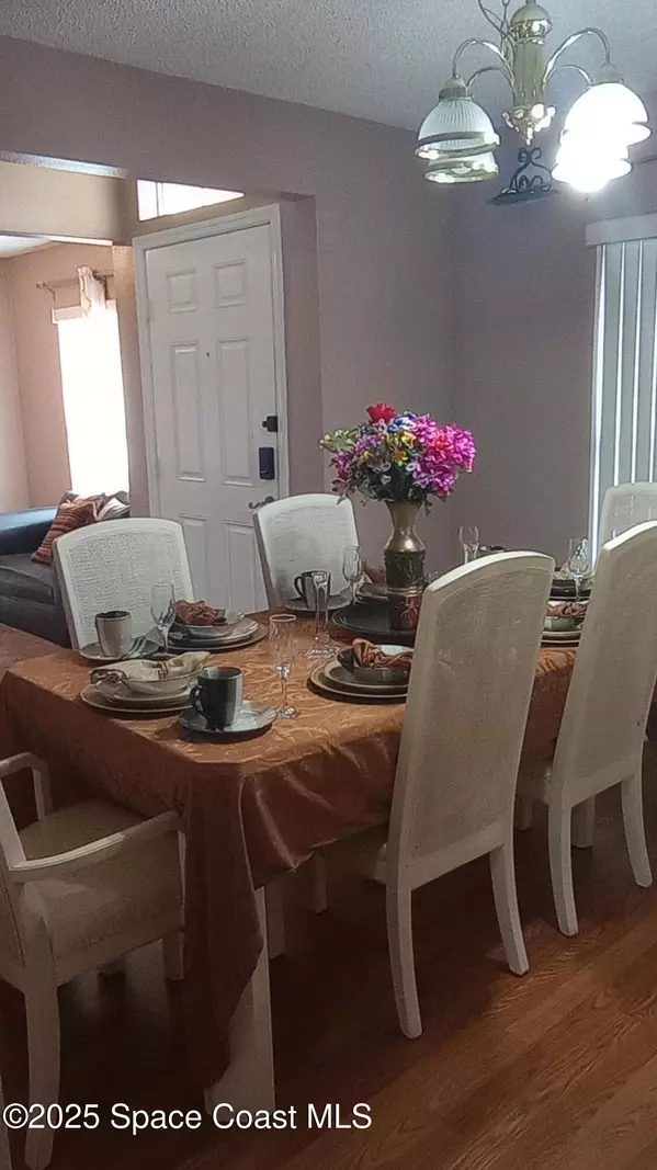 Palm Bay, FL 32908,534 White Plains AVE SW