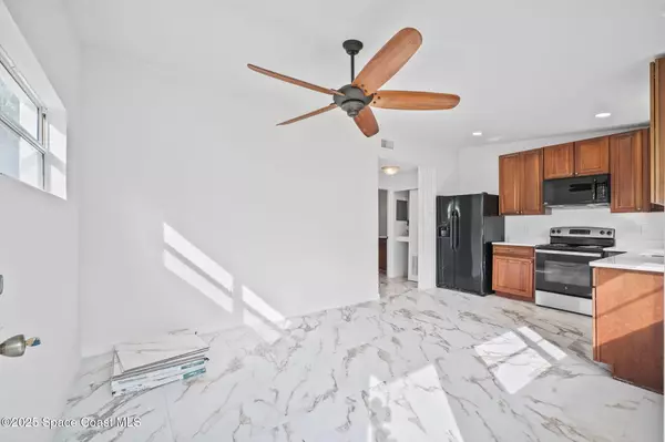 Cocoa Beach, FL 32931,150 Cedar AVE