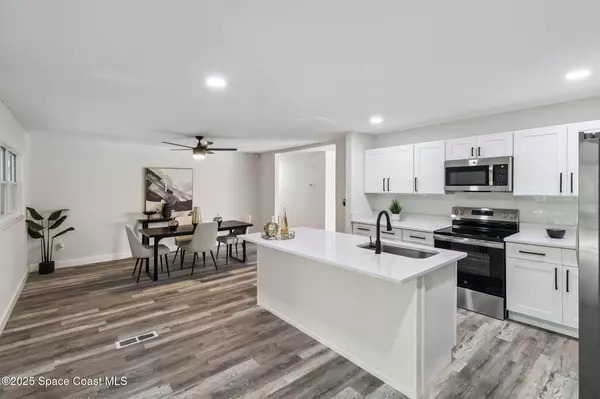 Palm Bay, FL 32905,1527 Meadowbrook RD NE