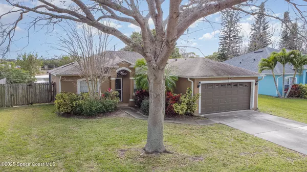 Rockledge, FL 32955,829 Honeysuckle DR