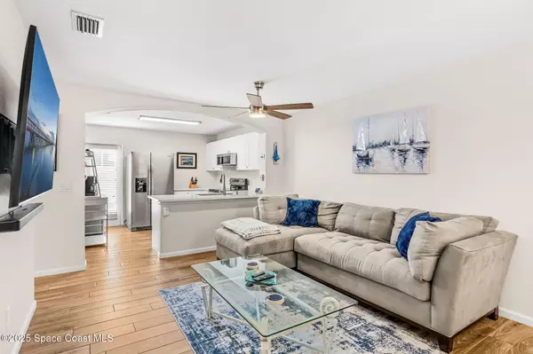 Melbourne, FL 32901,1030 Luminary CIR #103