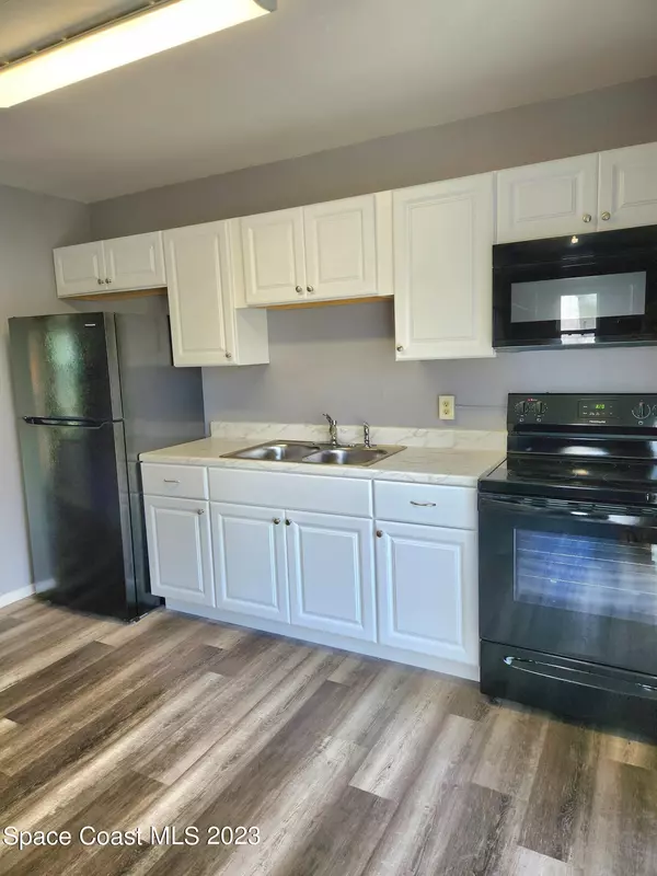 Melbourne, FL 32901,358 Vesta CIR