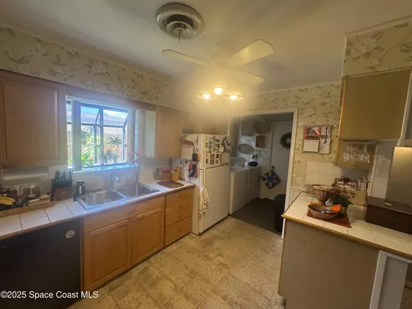 Titusville, FL 32796,2565 Shady Oaks DR