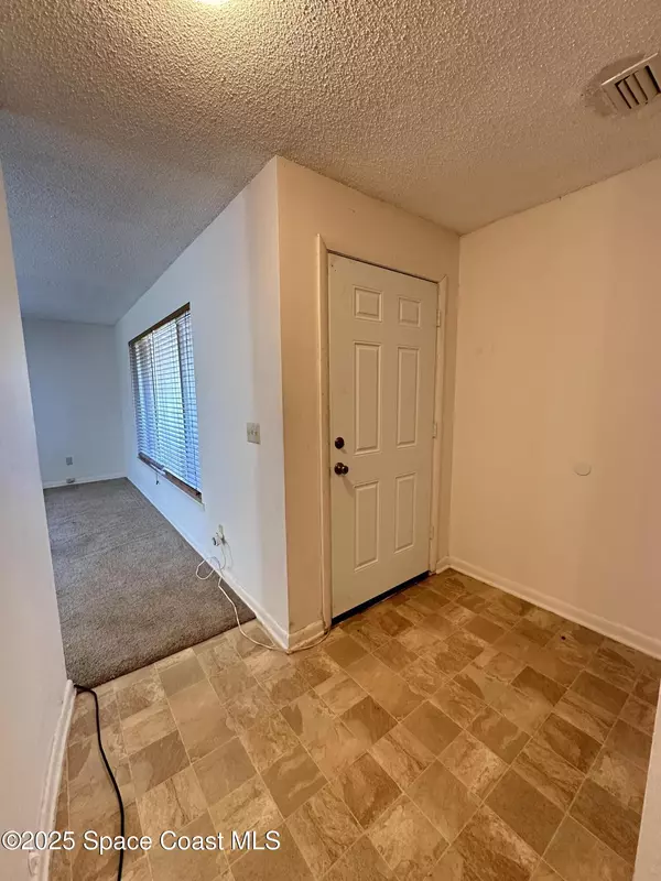 Titusville, FL 32780,905 Grant RD