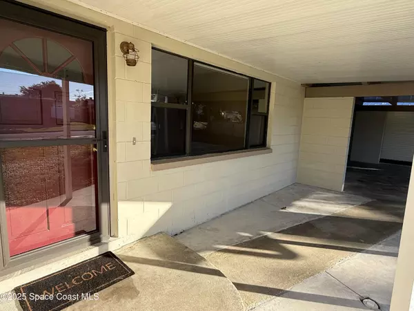 Titusville, FL 32780,4805 Cocoanut DR