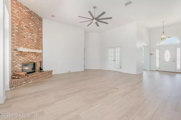 Palm Bay, FL 32907,871 NE September AVE NE