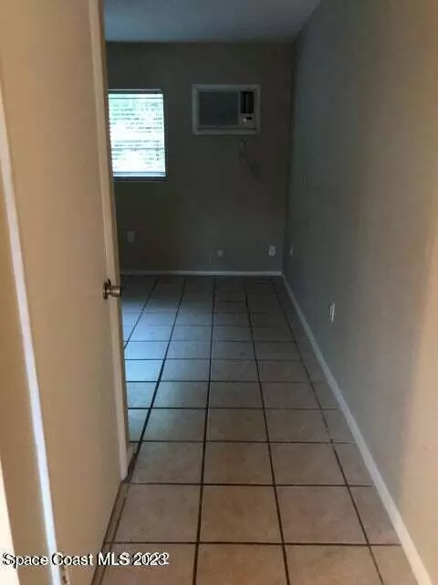 Cocoa, FL 32922,623 Forrest AVE #1