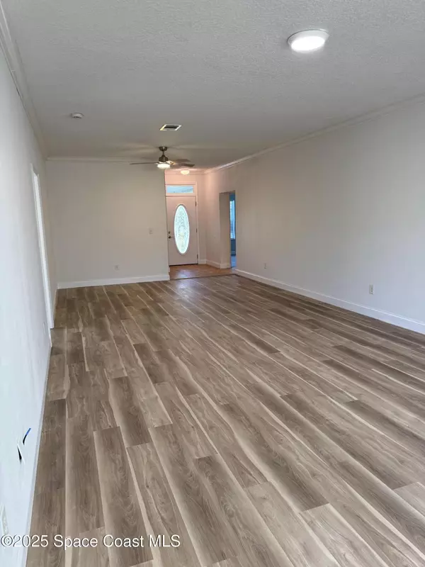 Palm Bay, FL 32909,2613 Quentin AVE SE