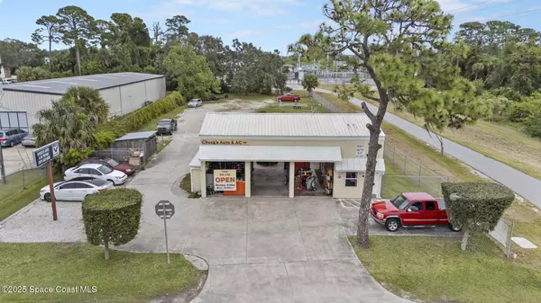 Merritt Island, FL 32953,3330 N Courtenay Pkwy