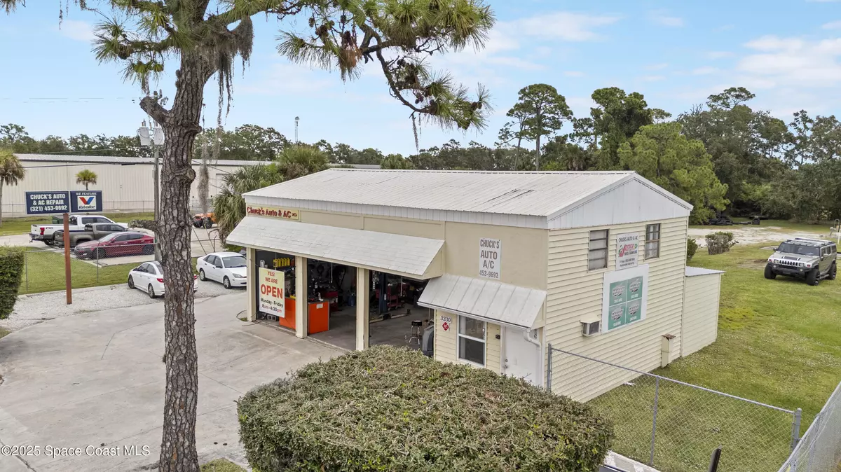 Merritt Island, FL 32953,3330 N Courtenay Pkwy