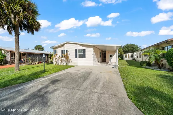 Barefoot Bay, FL 32976,720 Periwinkle CIR