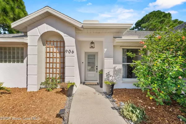 Rockledge, FL 32955,906 Beryl DR