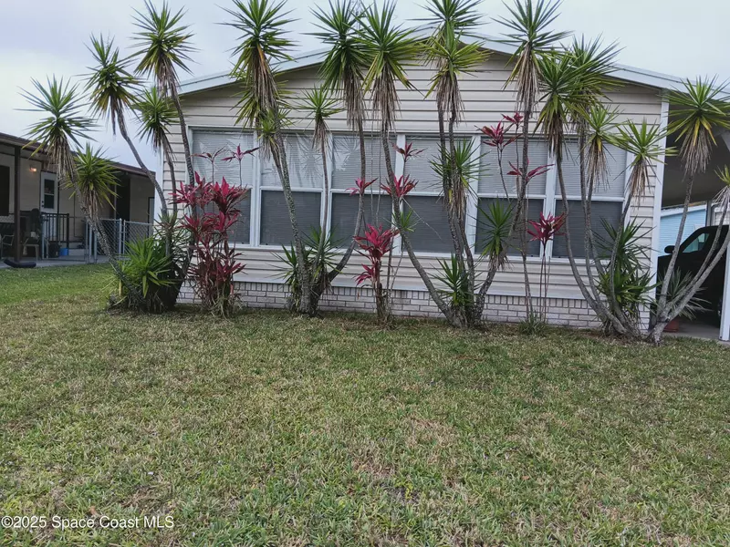 1223 Iriquois DR, Barefoot Bay, FL 32976