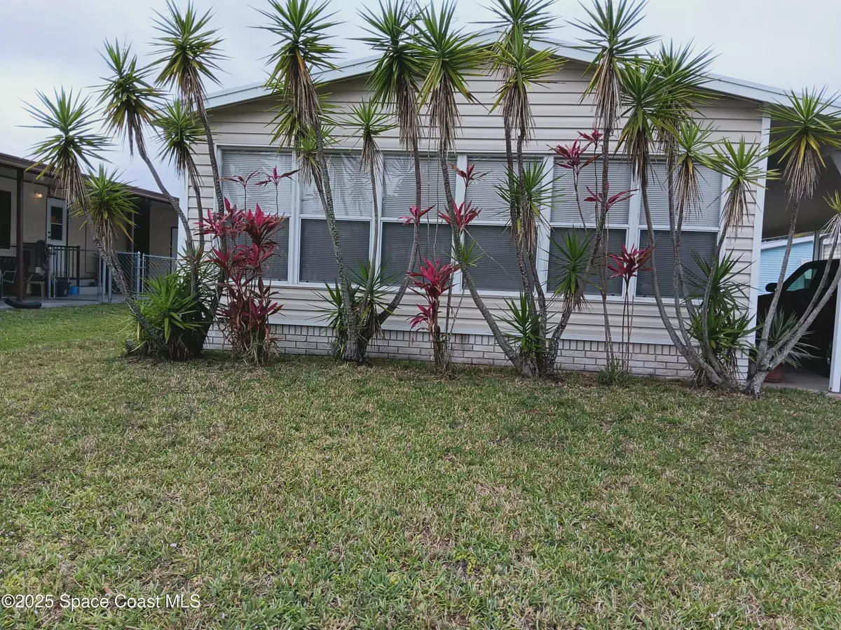 Barefoot Bay, FL 32976,1223 Iriquois DR