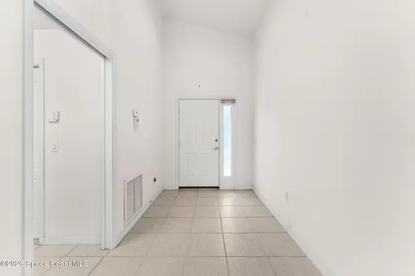 Melbourne, FL 32901,3593 Osceola DR