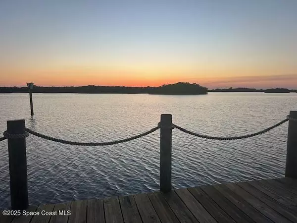 Cocoa Beach, FL 32931,660 S Brevard AVE #1515