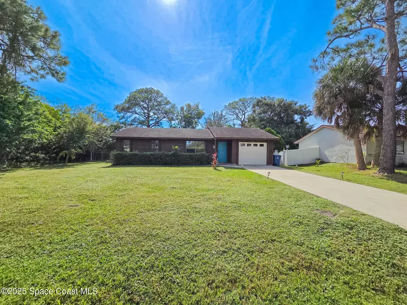 410 Albenga RD NW, Palm Bay, FL 32907