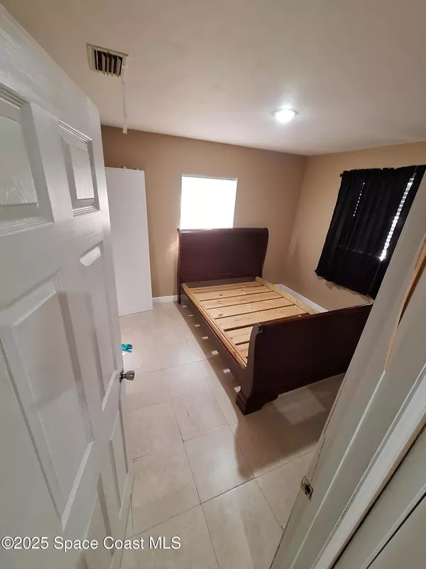 Titusville, FL 32780,1700 Bluebird CT