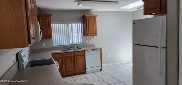 Cape Canaveral, FL 32920,111 Adams AVE