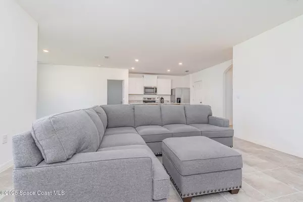 Palm Bay, FL 32909,3703 Coachman LN SE