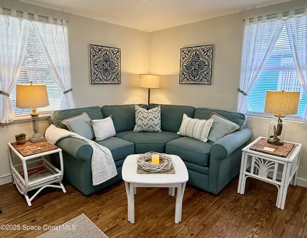 Titusville, FL 32780,240 Acorn DR