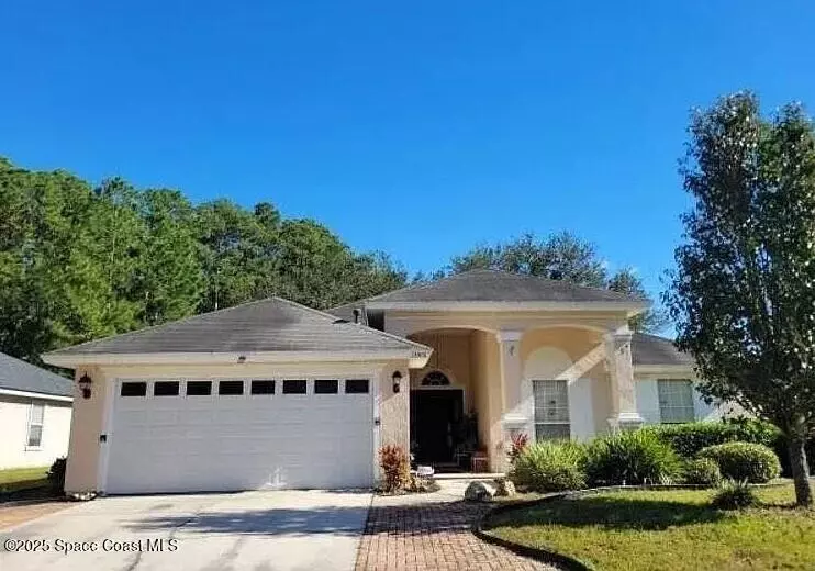 13951 Summer Breeze DR, Jacksonville, FL 32218