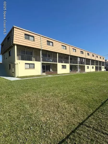 7101 Ridgewood AVE #210, Cape Canaveral, FL 32920