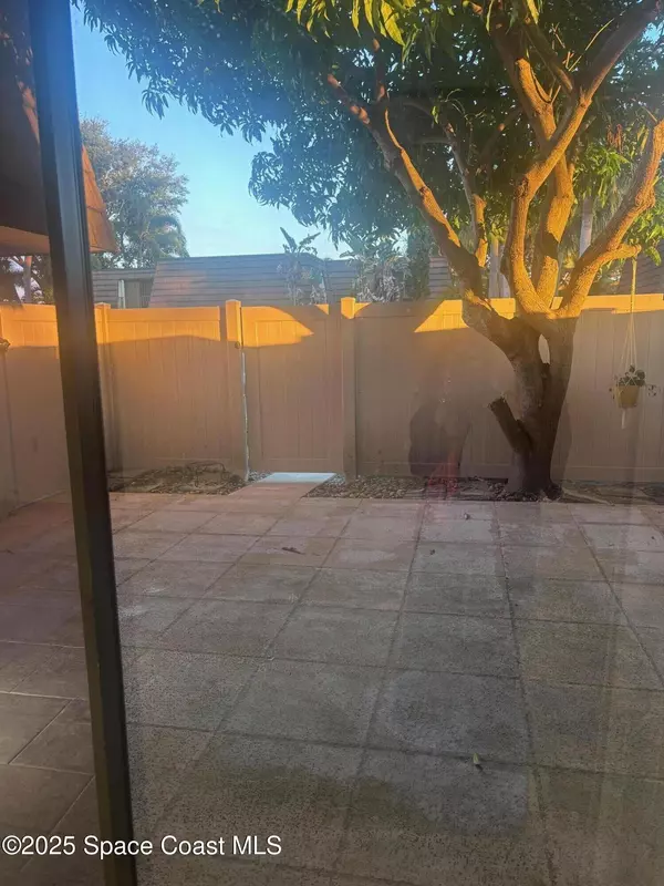 West Palm Beach, FL 33407,7002 70th WAY #7002