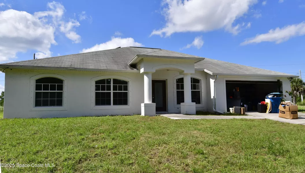514 Hobart AVE NW, Palm Bay, FL 32907