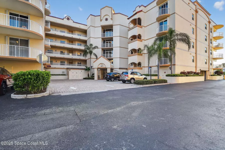 807 Mystic DR #C-207, Cape Canaveral, FL 32920