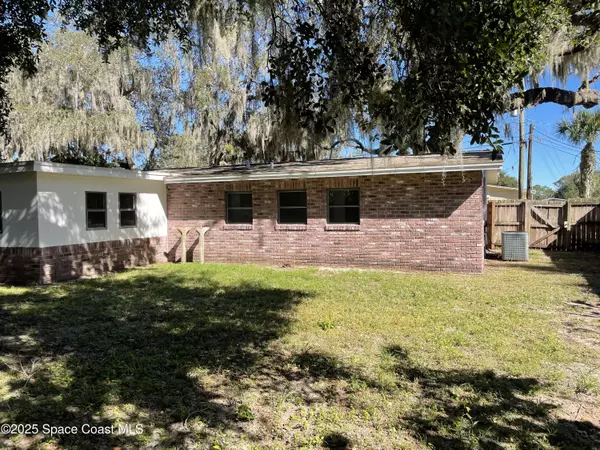 Titusville, FL 32796,502 Vaughn ST